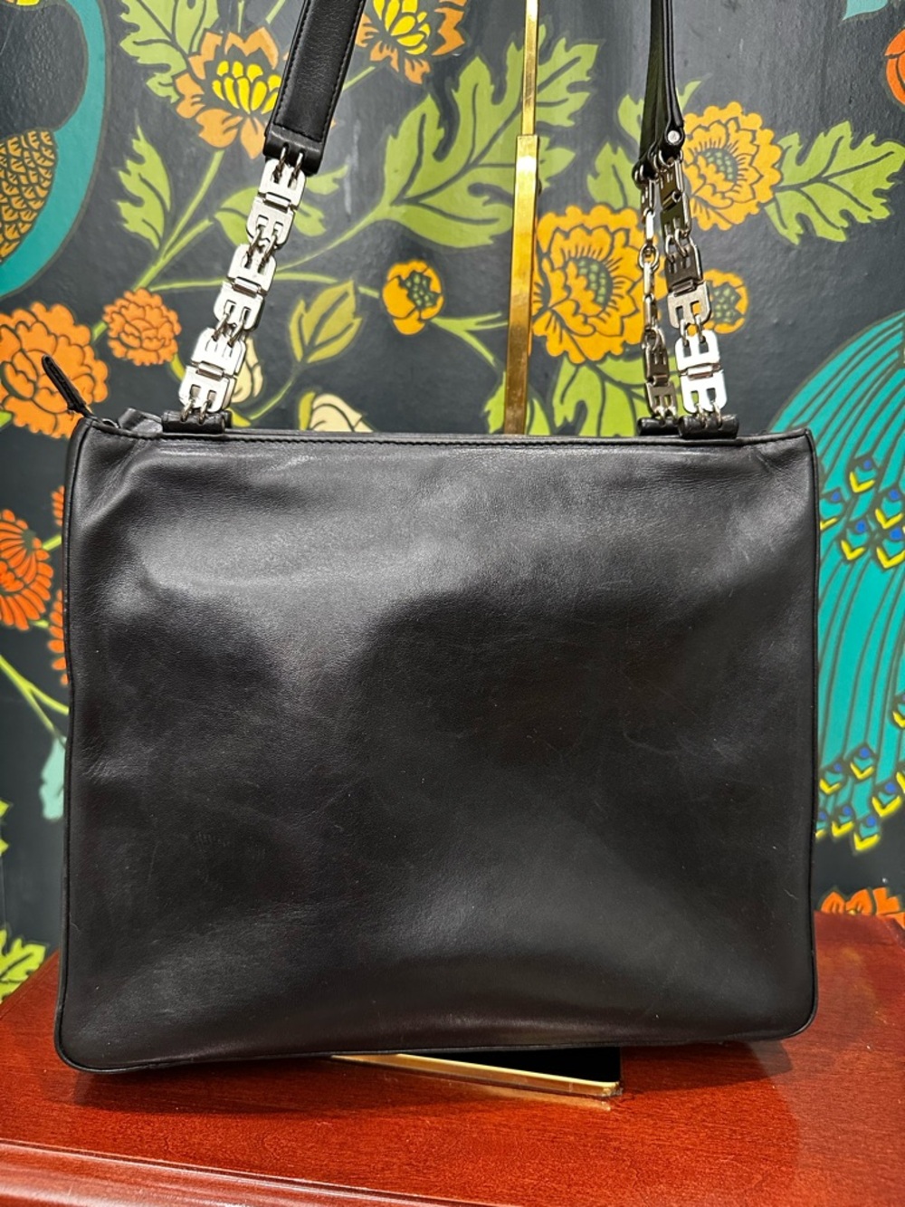 Vintage Bally Black Leather Shoulder Bag B Chain Strap Y2K Minimalist - Picture 8 of 12